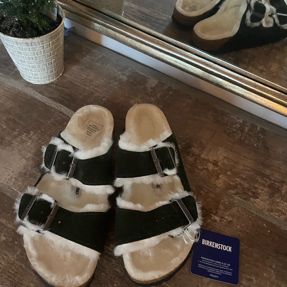 Birkenstock Mountain View green with shearling 39 NEW